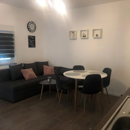 Apartman Ana Zadar